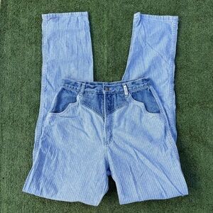 Pinstriped two toned Rocky Mountain vintage jeans size 31/11